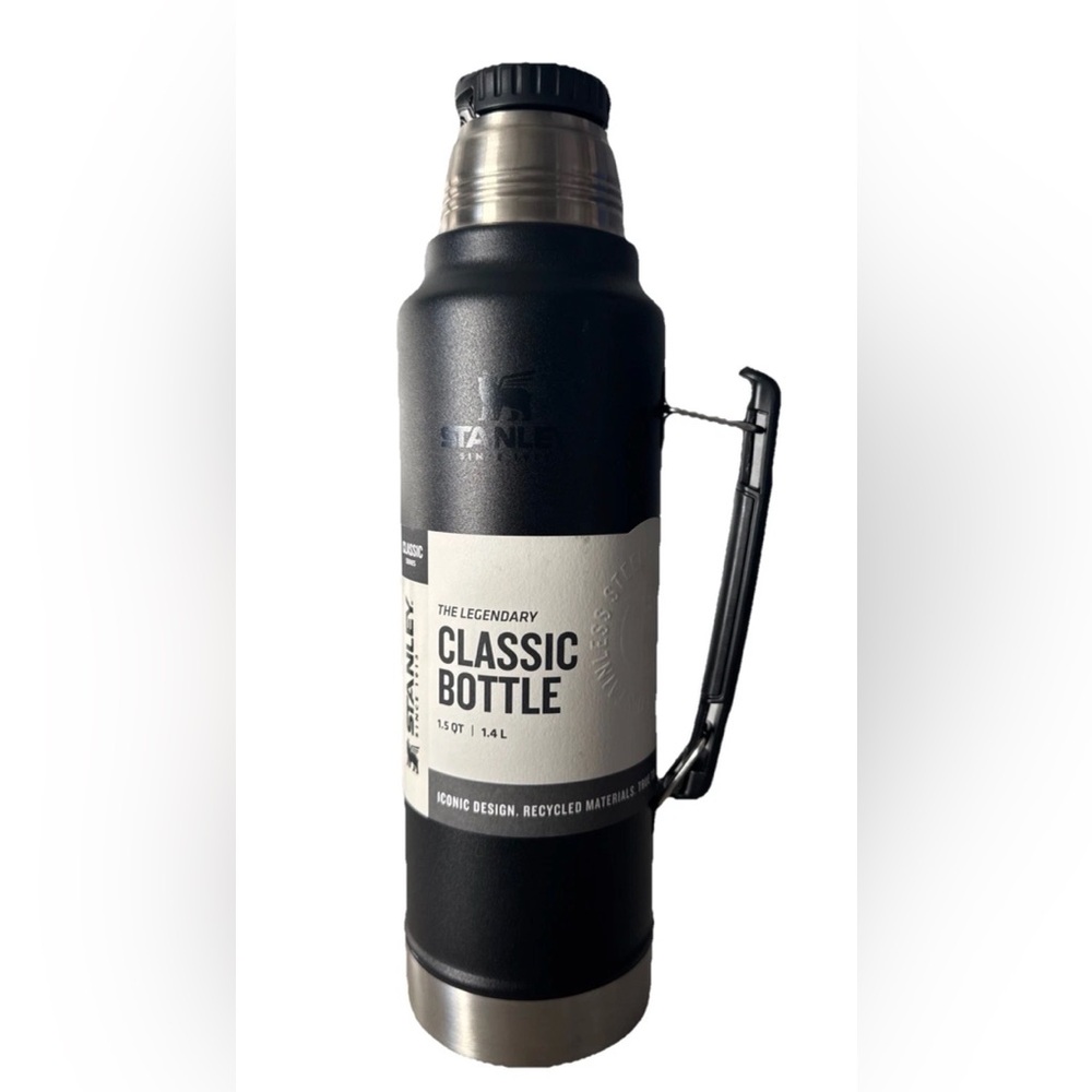 Stanley The Legendary Classic Bottle 1.5 QT Matte Black - NEW - MISSING LID/CUP
